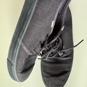 Mens 8.5 Tom's